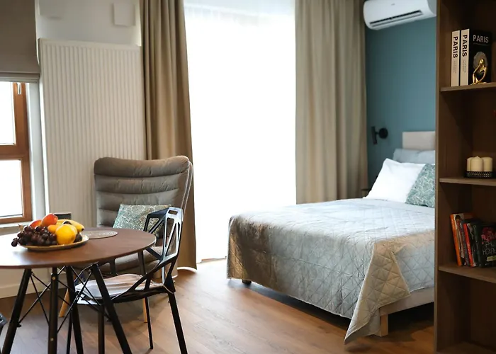 Apartament Zdziechowskiego With Parking And Ac, Mokotow