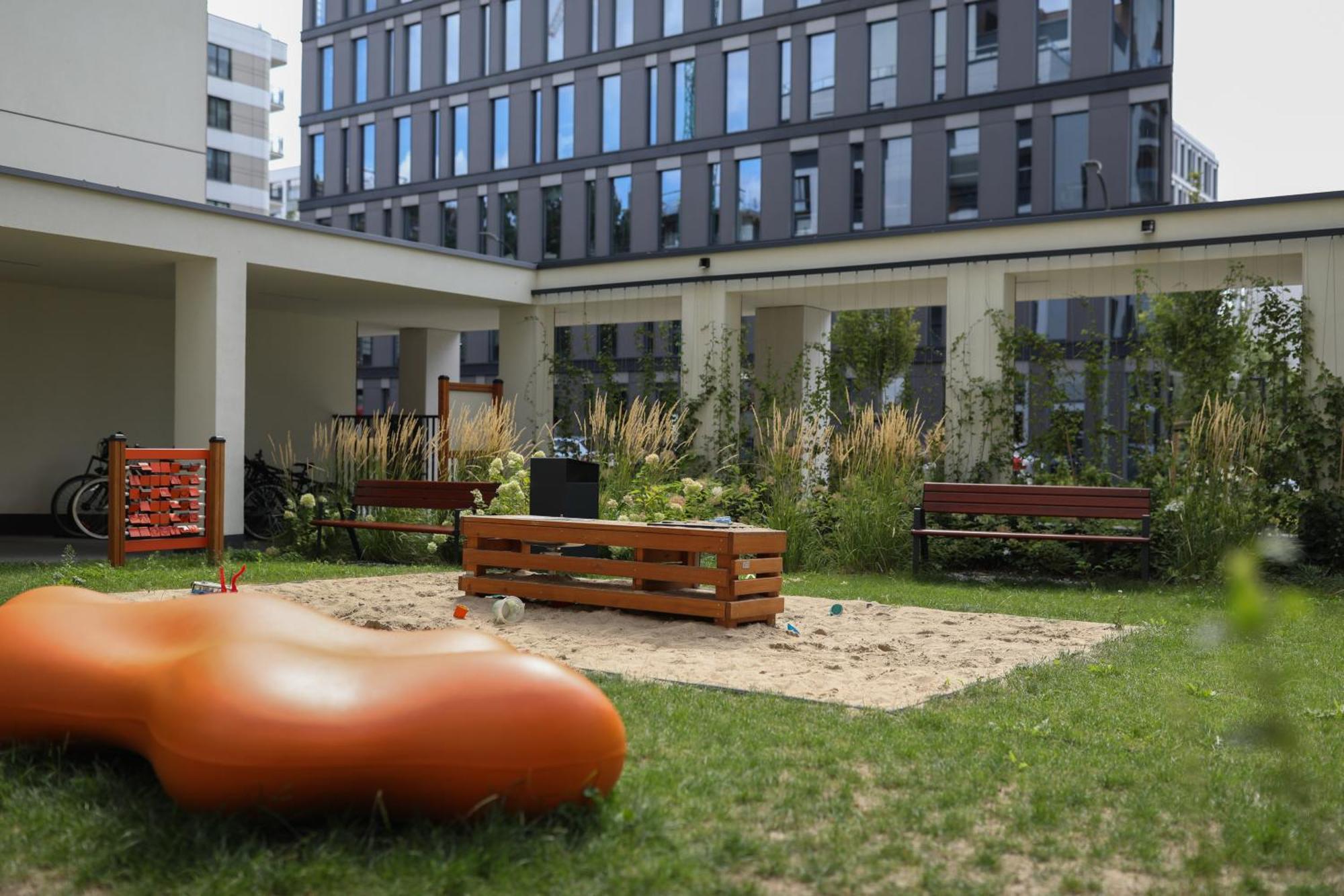 Appartamento Zdziechowskiego With Parking And Ac, Mokotow