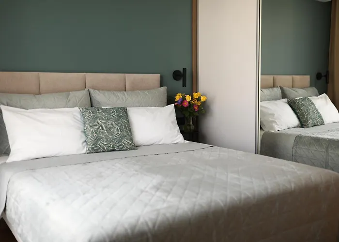 Apartament Zdziechowskiego With Parking And Ac, Mokotow